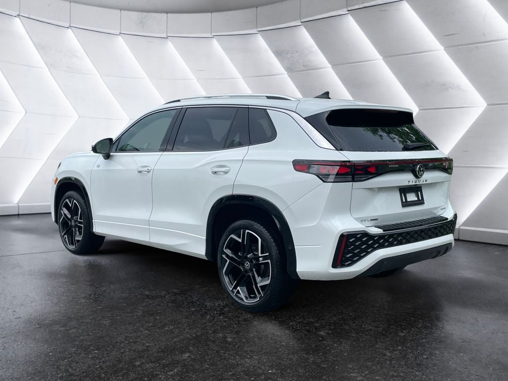 2026 Volkswagen Tiguan 2.0T SEL R-Line Turbo