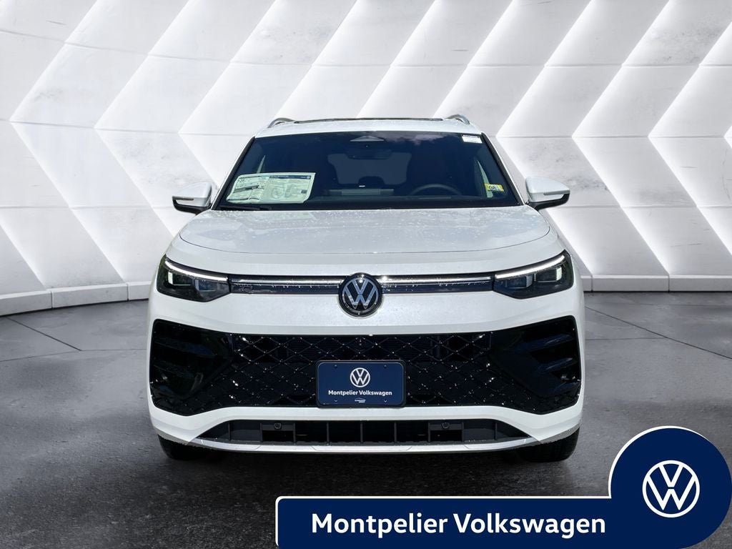 2026 Volkswagen Tiguan 2.0T SEL R-Line