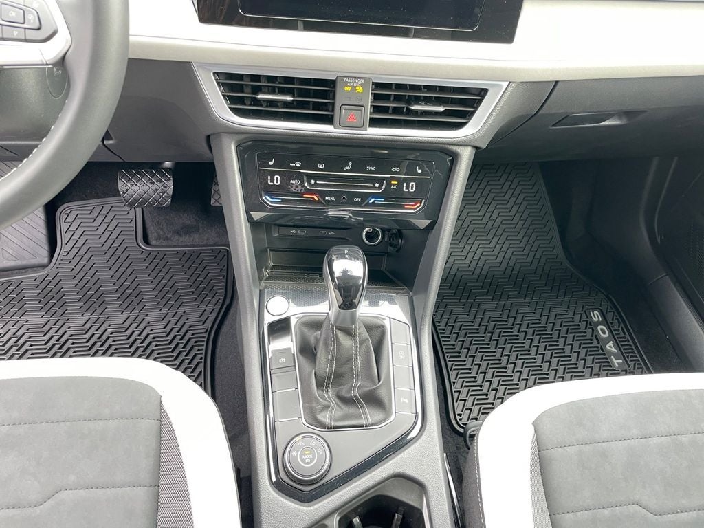 2026 Volkswagen Taos 1.5T SE
