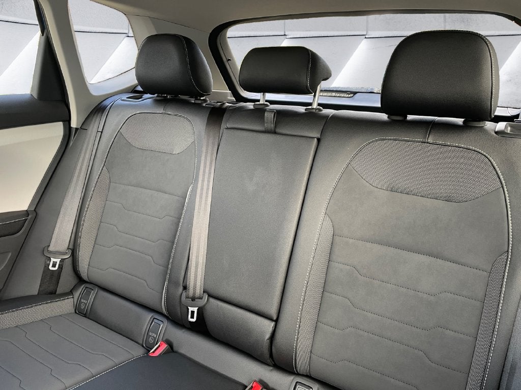 2027 Volkswagen Taos 1.5T SE