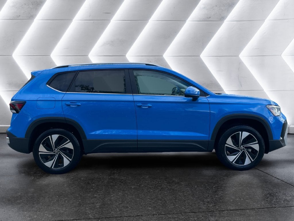 2027 Volkswagen Taos 1.5T SE