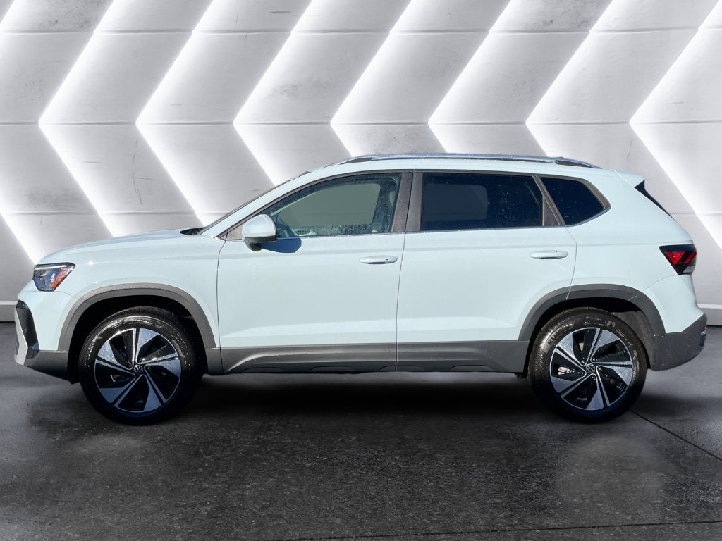 2027 Volkswagen Taos 1.5T SE