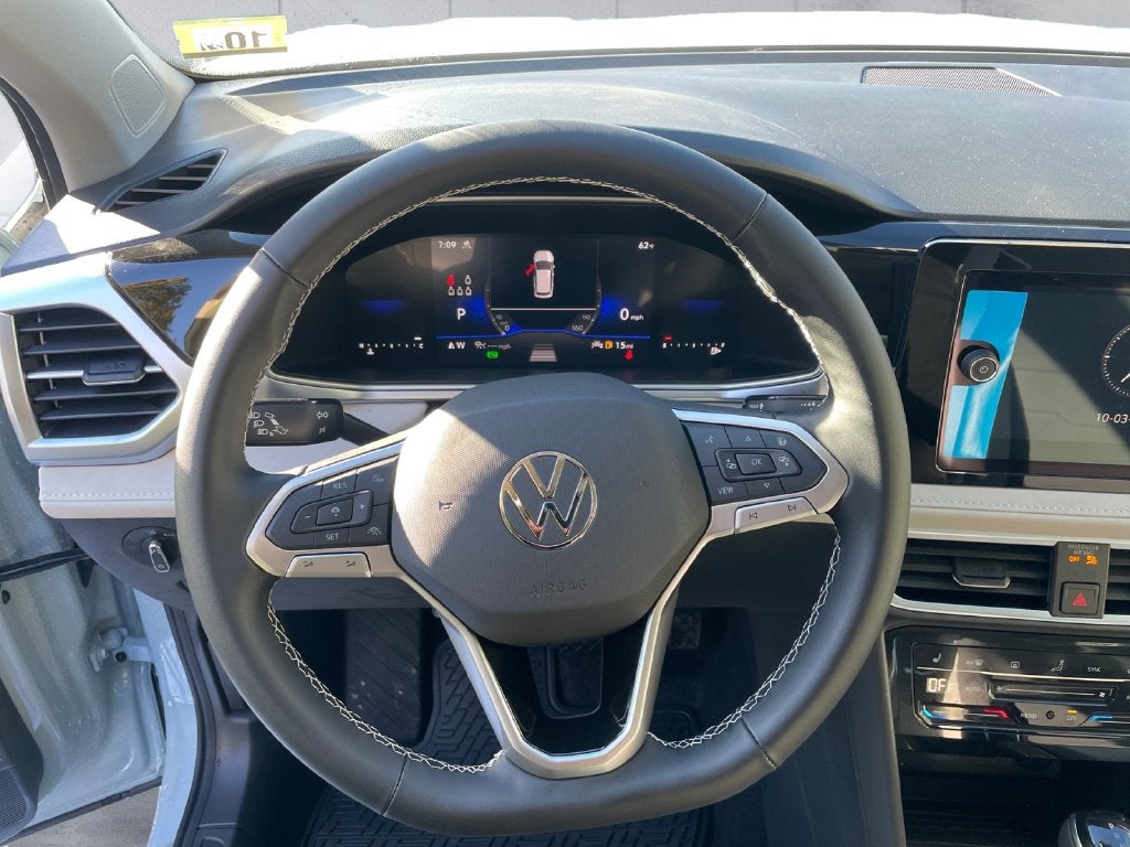 2027 Volkswagen Taos 1.5T SE
