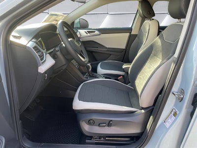 2027 Volkswagen Taos 1.5T SE
