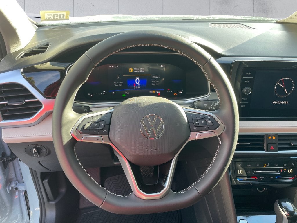2027 Volkswagen Taos 1.5T SE