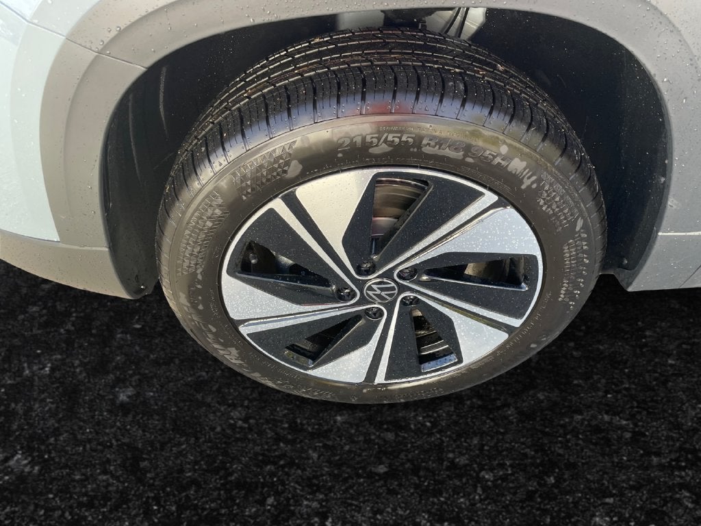 2027 Volkswagen Taos 1.5T SE