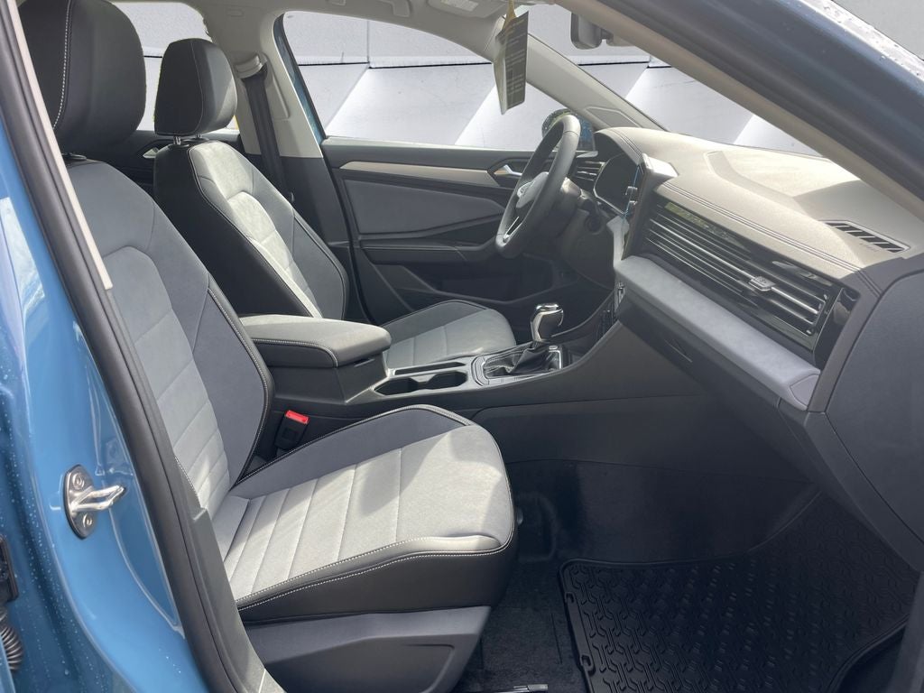 2027 Volkswagen Jetta 1.5T SE