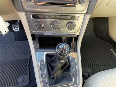 2017 Volkswagen Golf Alltrack 4Motion