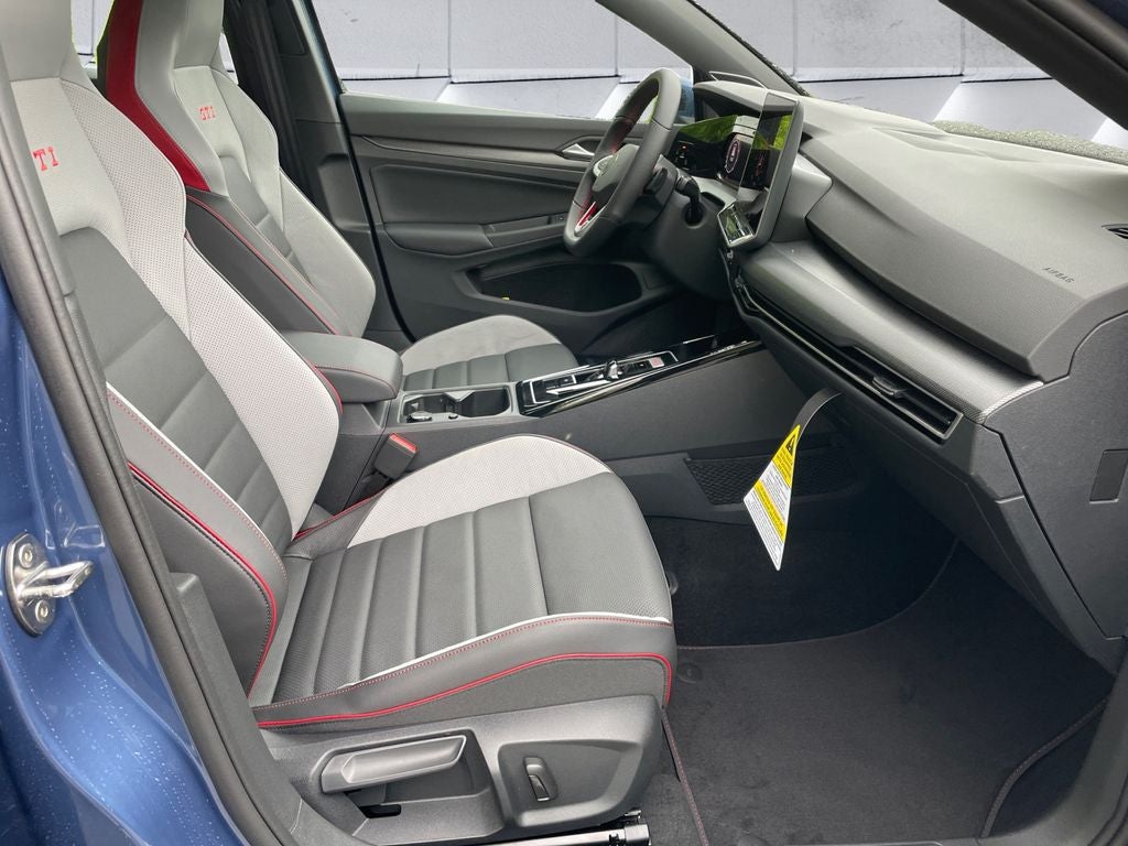 2026 Volkswagen Golf GTI Autobahn