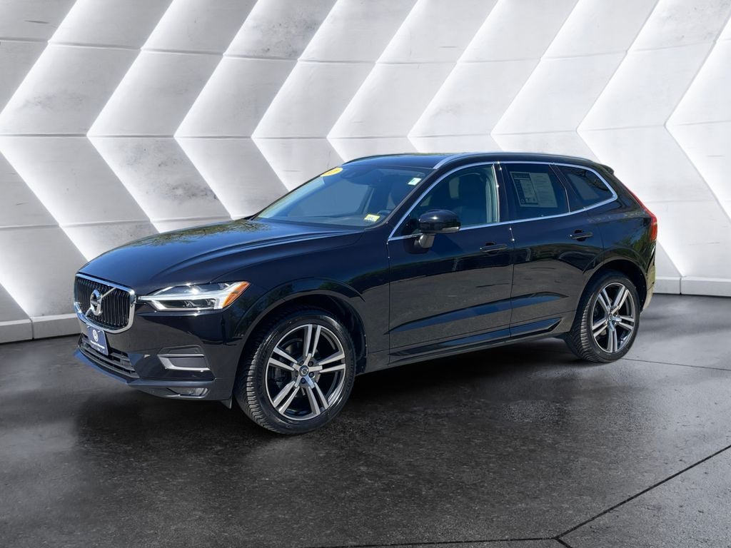 2021 Volvo XC60 T5 Momentum AWD's photo