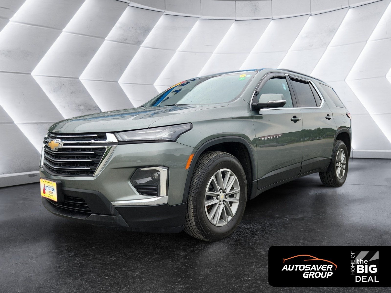 2023 Chevrolet Traverse LT Leather