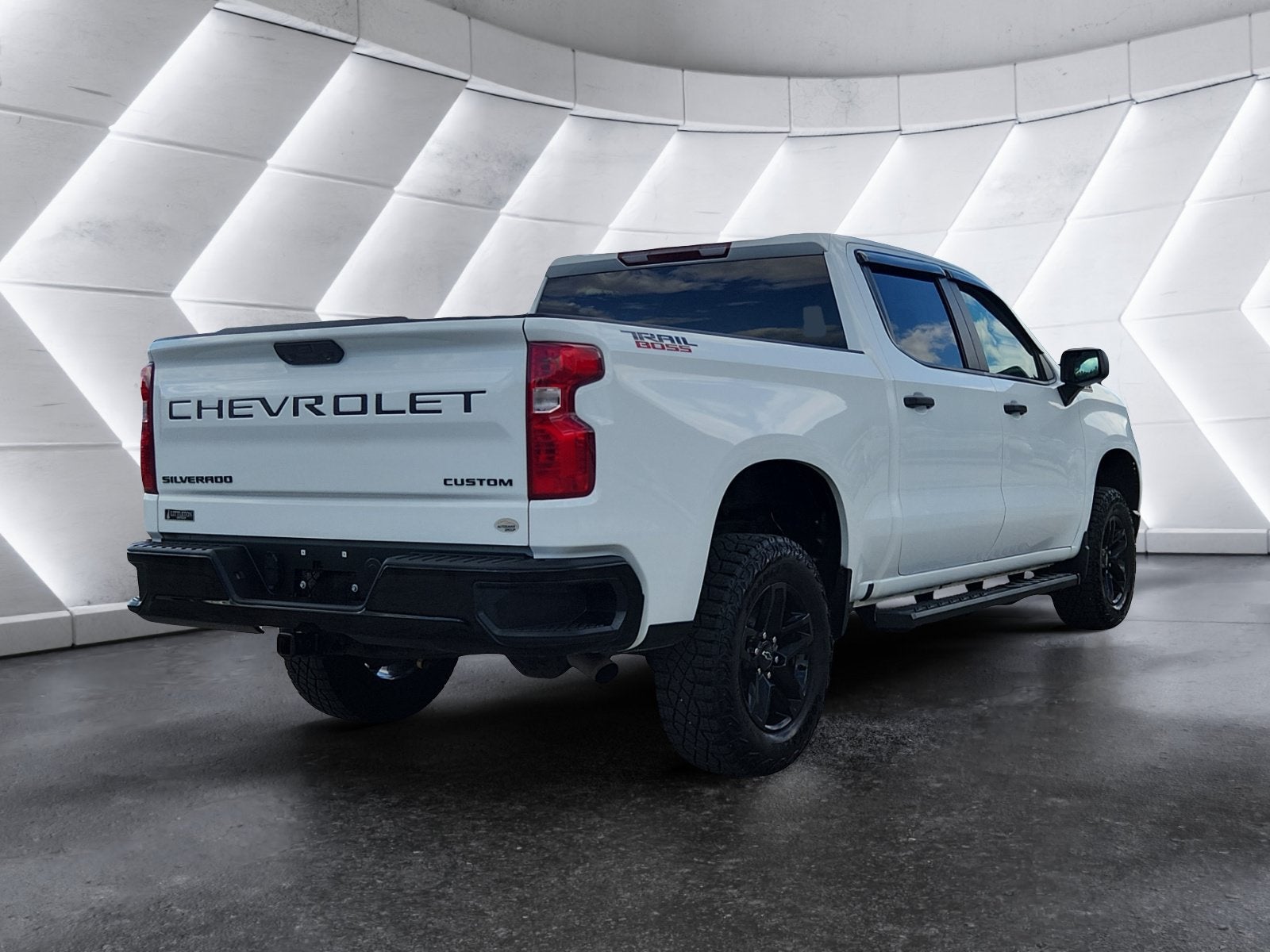 2024 Chevrolet Silverado 1500 Custom Trail Boss