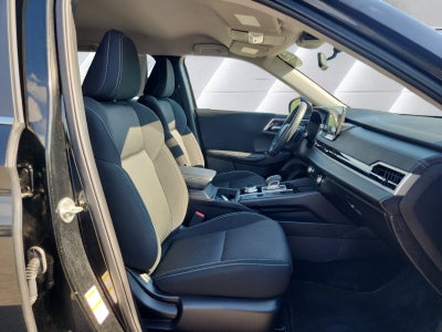 2024 Mitsubishi Outlander ES
