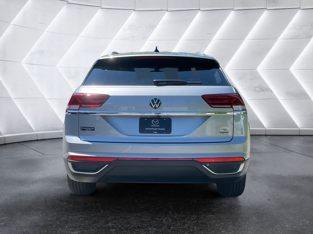 2022 Volkswagen Atlas Cross Sport 2.0T SE