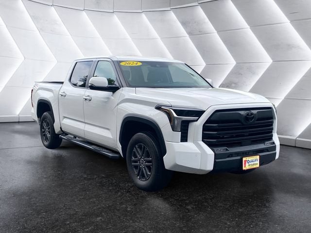 2024 Toyota Tundra 4WD SR5