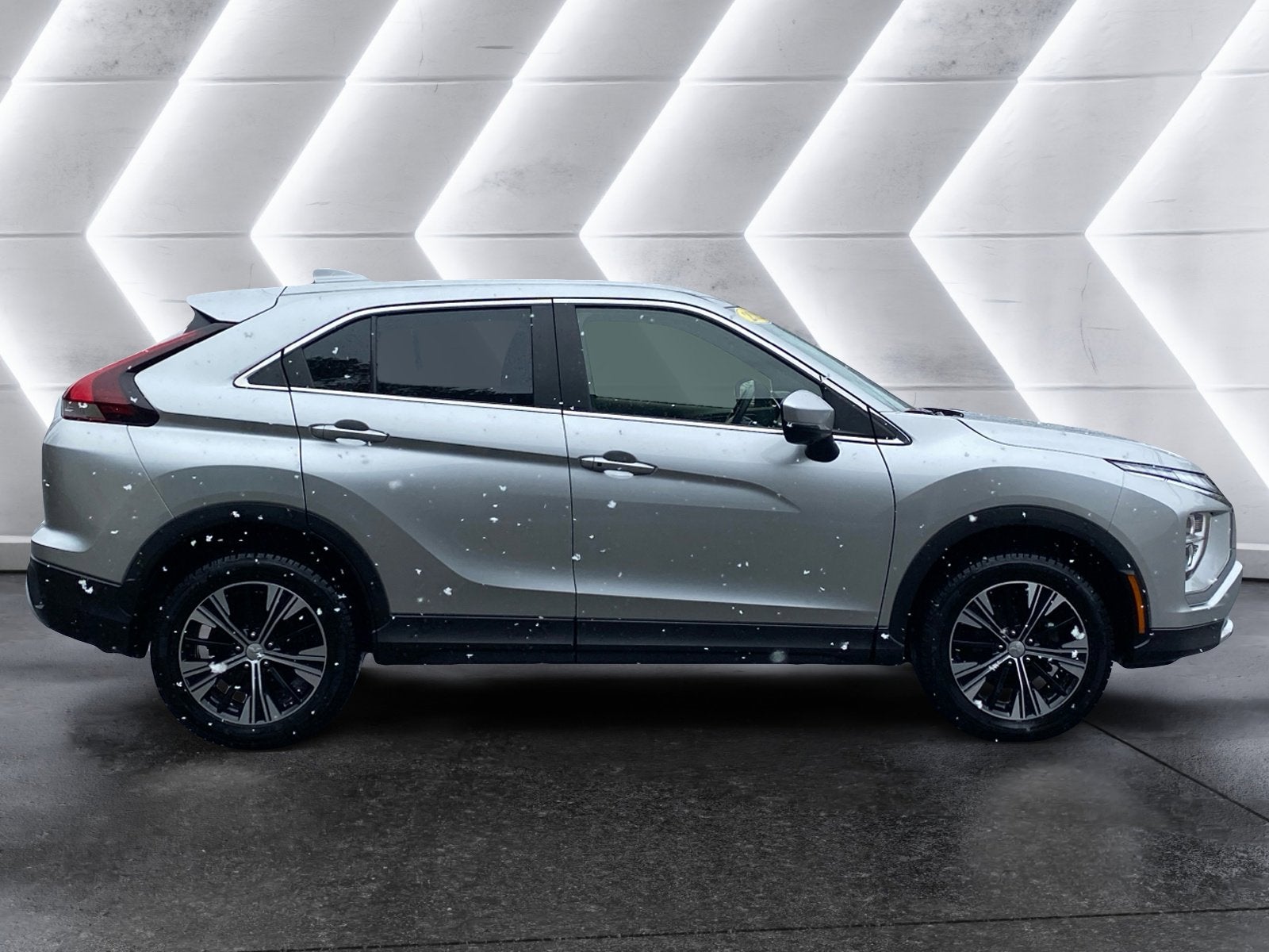 2022 Mitsubishi Eclipse Cross Base