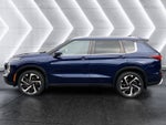 2022 Mitsubishi Outlander Base