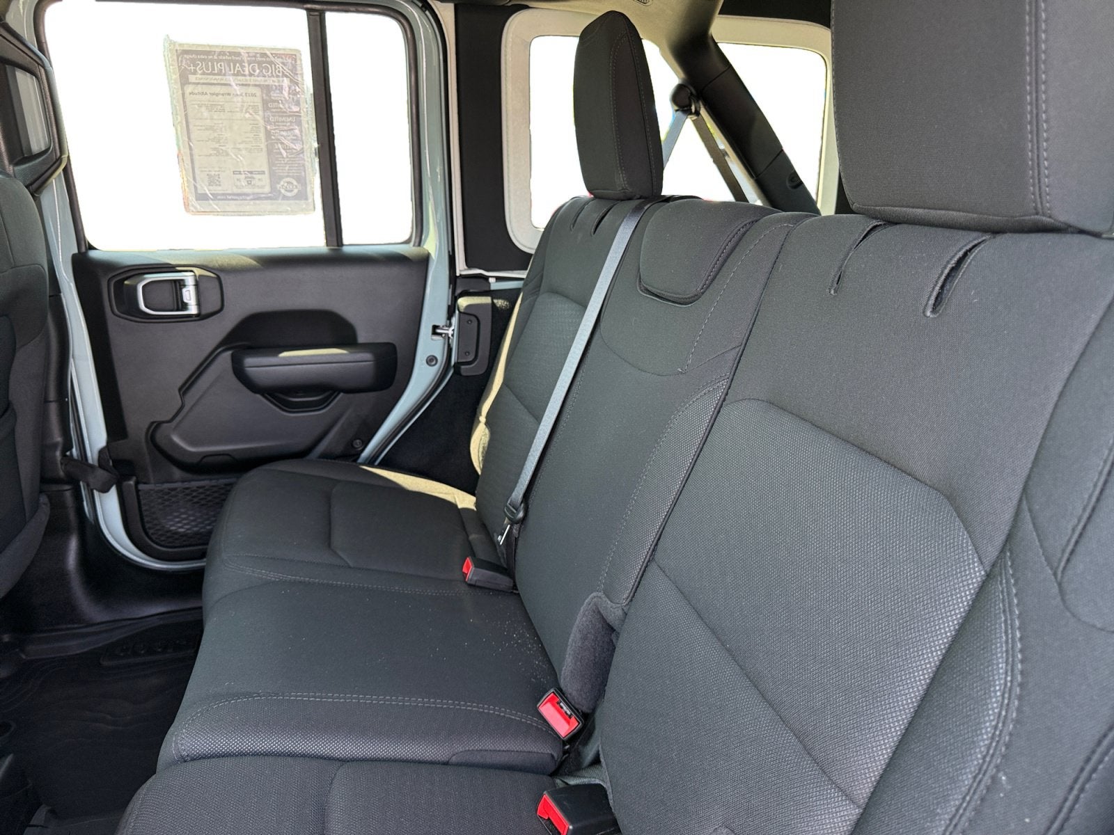 2023 Jeep Wrangler Altitude