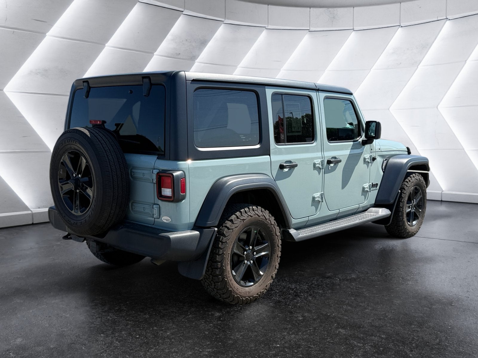 2023 Jeep Wrangler Altitude