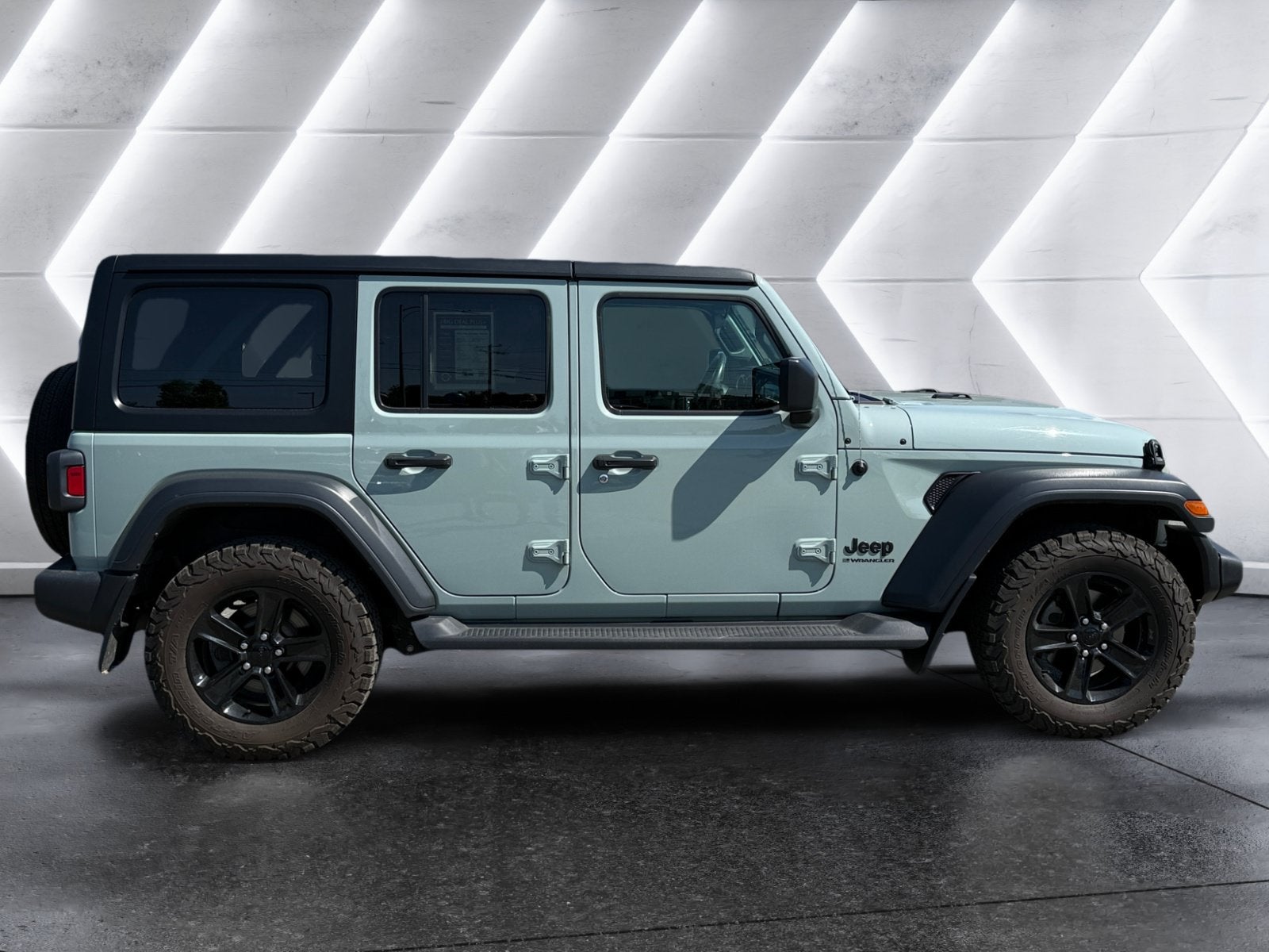 2023 Jeep Wrangler Altitude