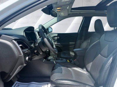 2022 Jeep Cherokee Latitude Lux