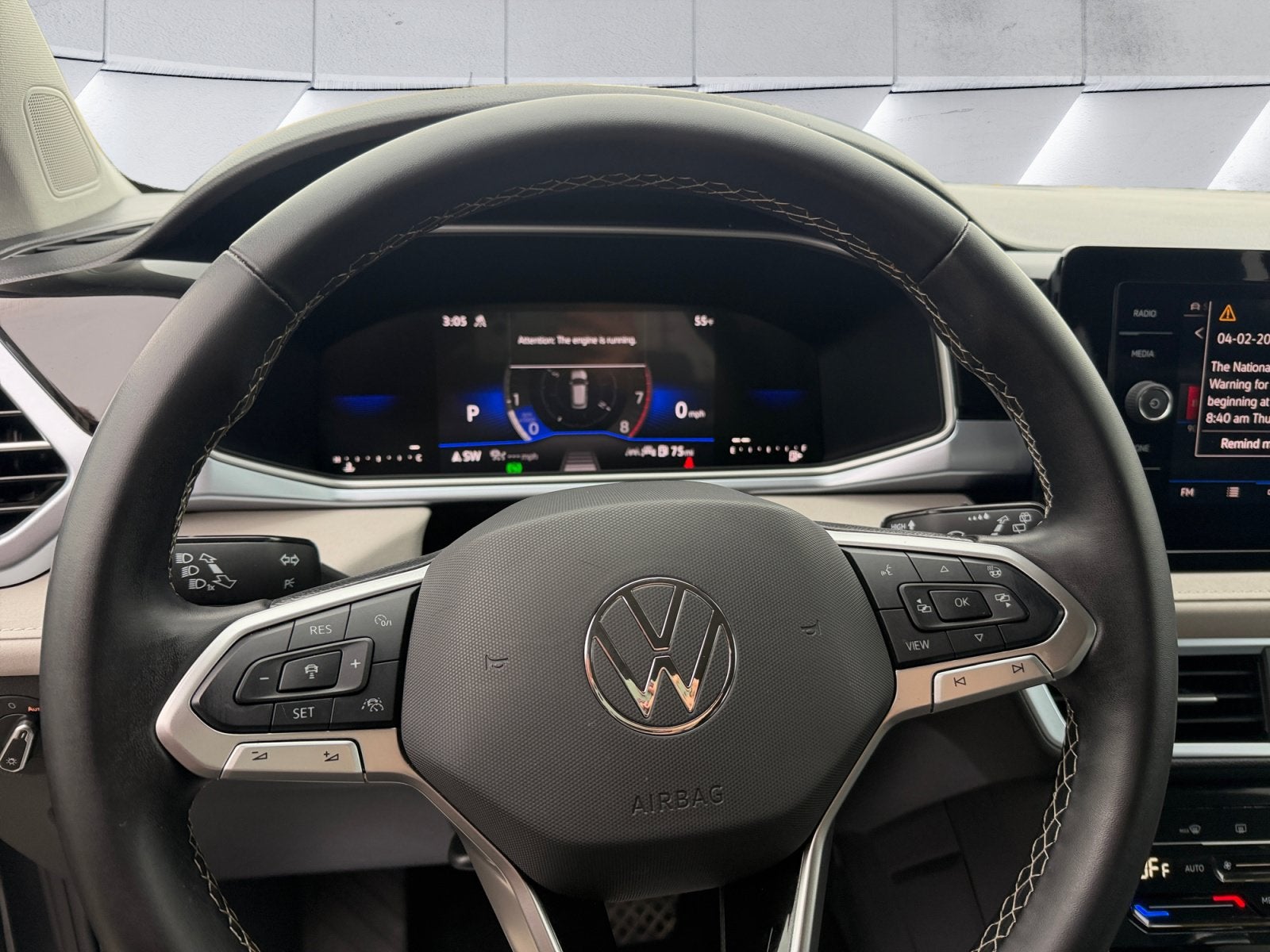 2025 Volkswagen Taos 1.5T SE