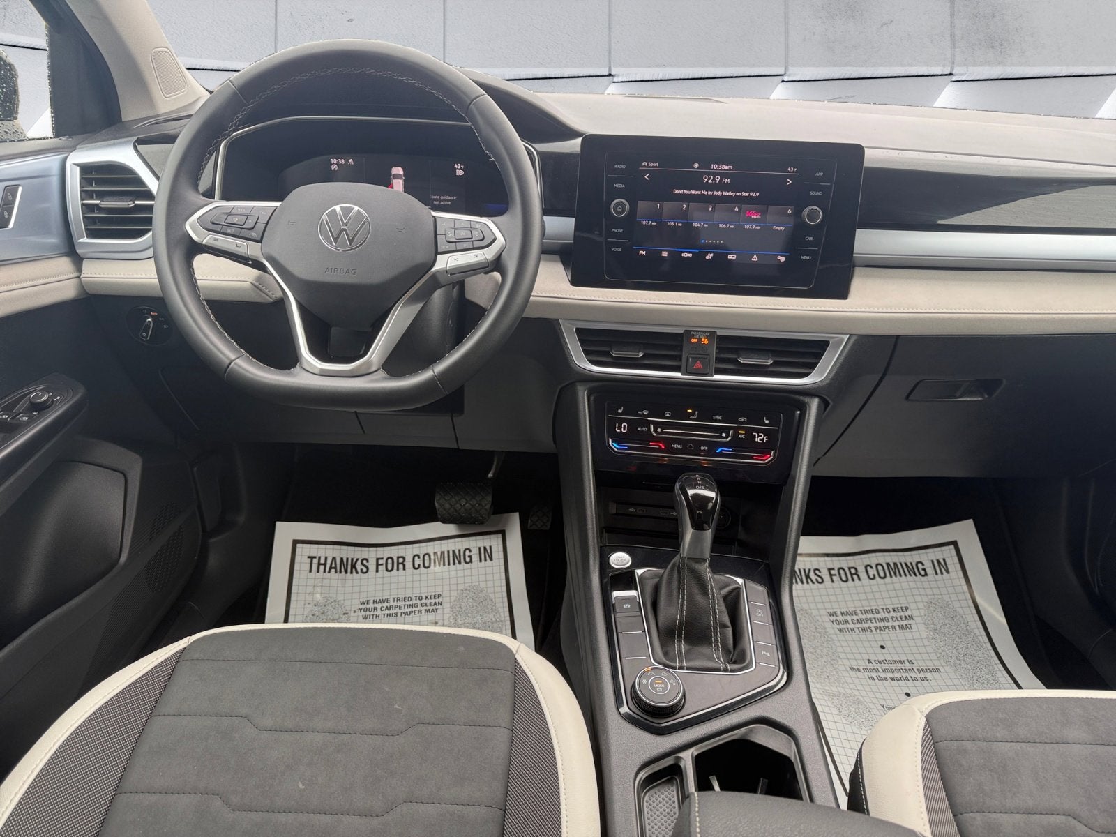 2025 Volkswagen Taos 1.5T SE