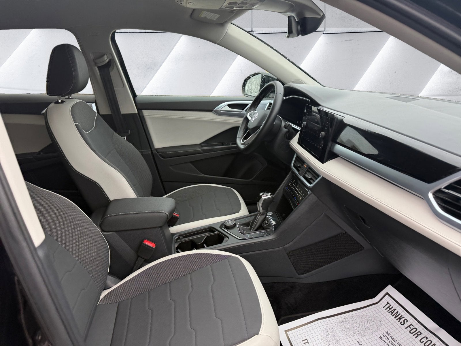 2025 Volkswagen Taos 1.5T SE