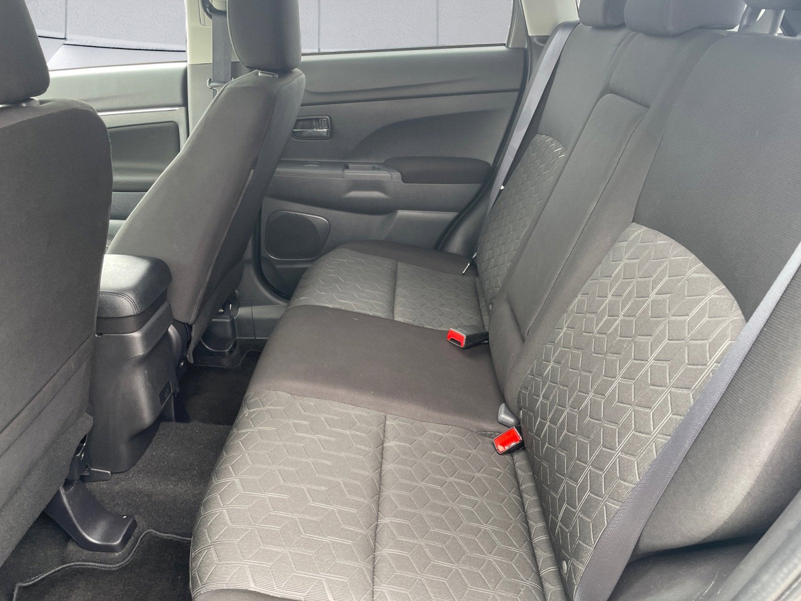 2025 Mitsubishi Outlander Sport Base