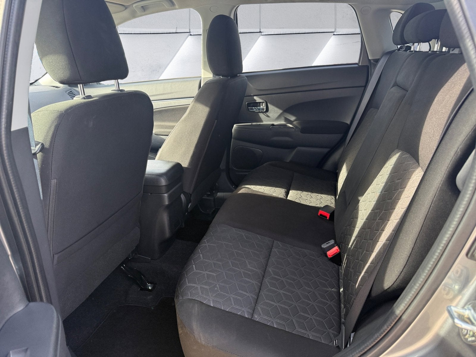 2025 Mitsubishi Outlander Sport ES