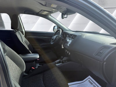 2025 Mitsubishi Outlander Sport ES