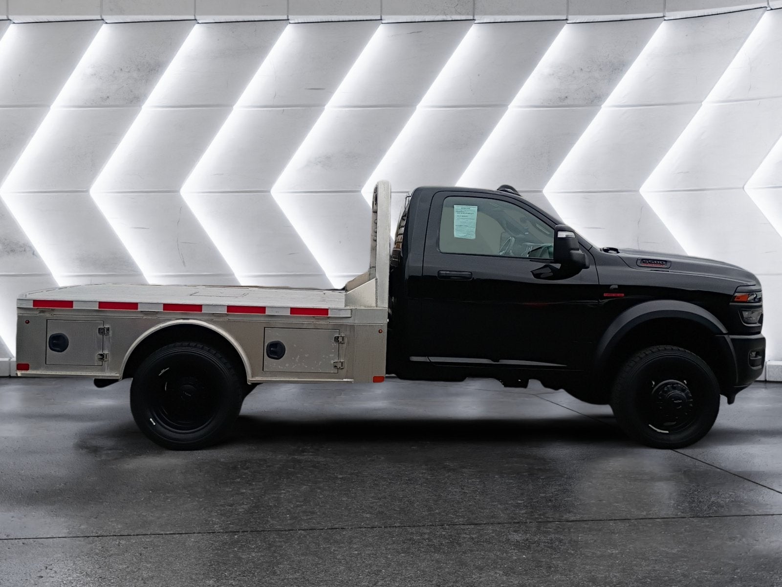 2026 RAM 5500HD Tradesman PJ TRUCK BED SKIRTED BODY