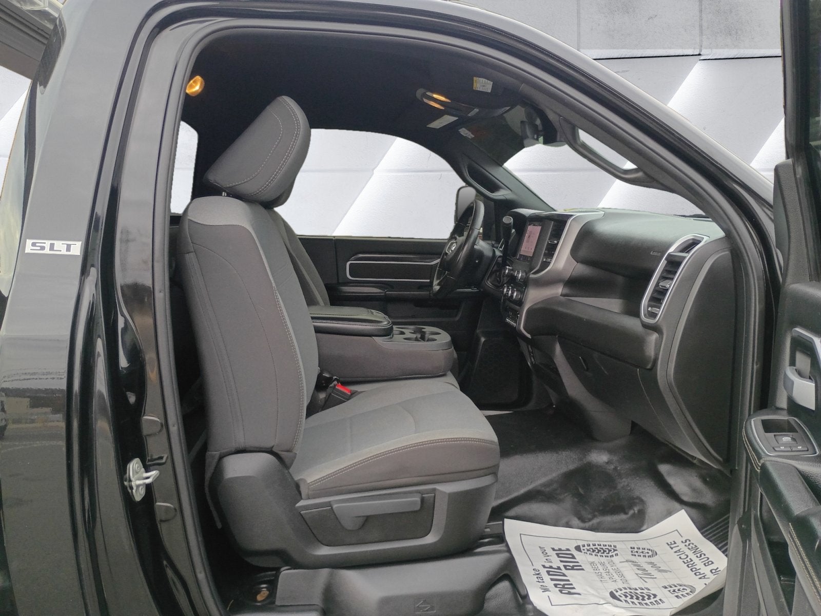 2024 RAM 5500HD SLT JERR-DAN ROLL BACK